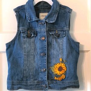 Cherokee denim vest with patches and embroidery